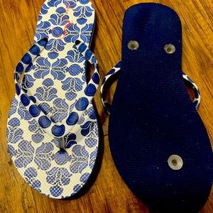Vera Bradley Flip Flops - NWOT